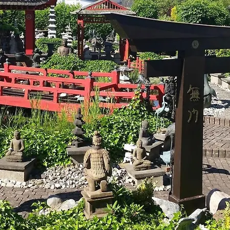Asian Garden - * Lohmar