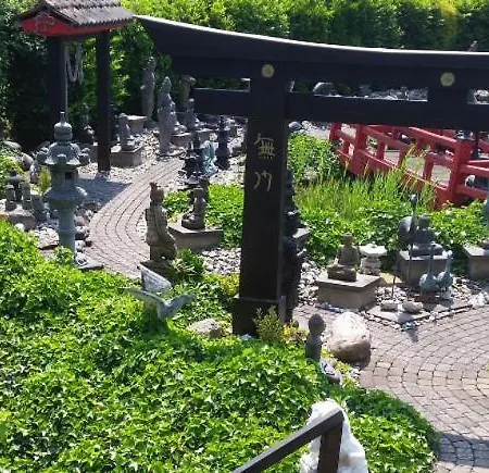 Guest house Asian Garden - Lohmar